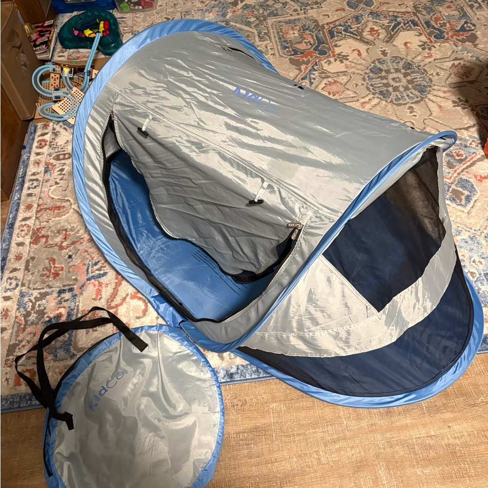 Kid Co Blue and Gray Pop-Up Tent for Baby